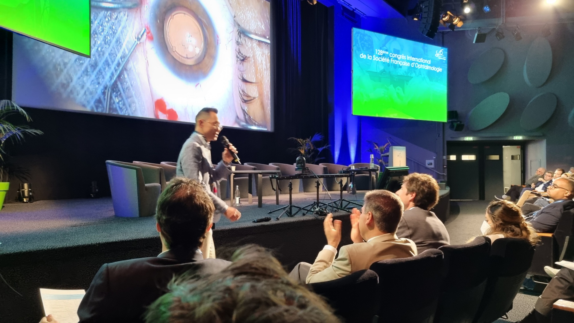 Chirurgie en direct implant phaque ICL IPCL