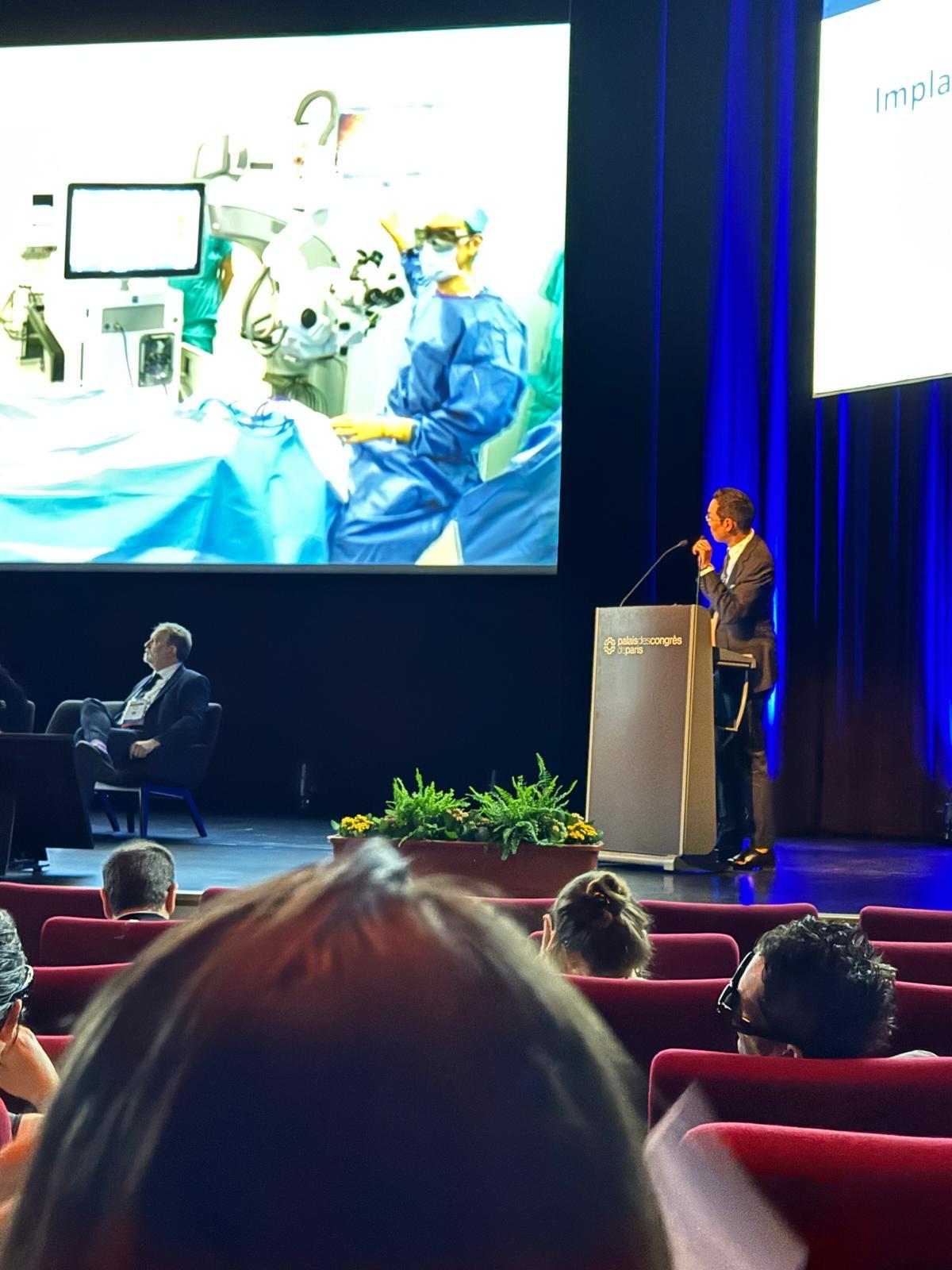 Chirurgie en direct ophtalmologique