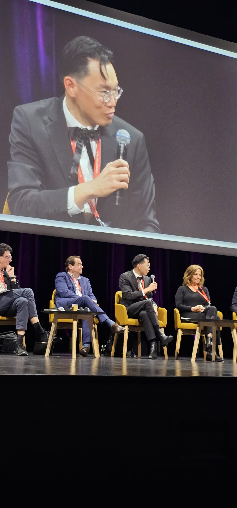 Dr Trinh chirurgie réfractive Paris